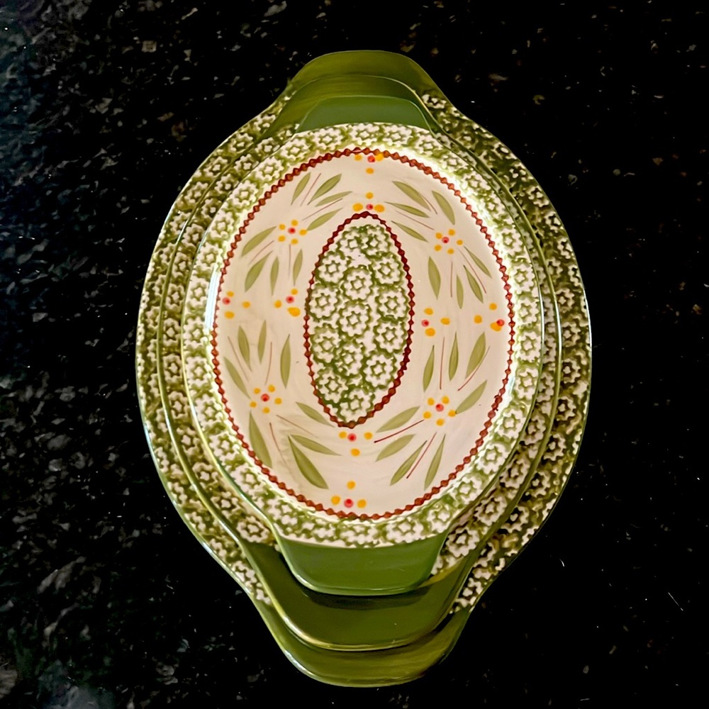 Set of 3 Temp-tations, green old world platters.